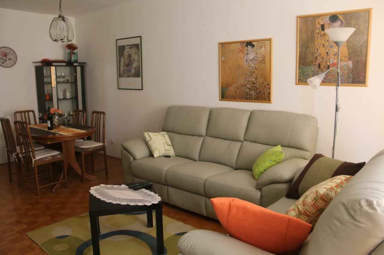 Apartment Stan Задар Экстерьер фото